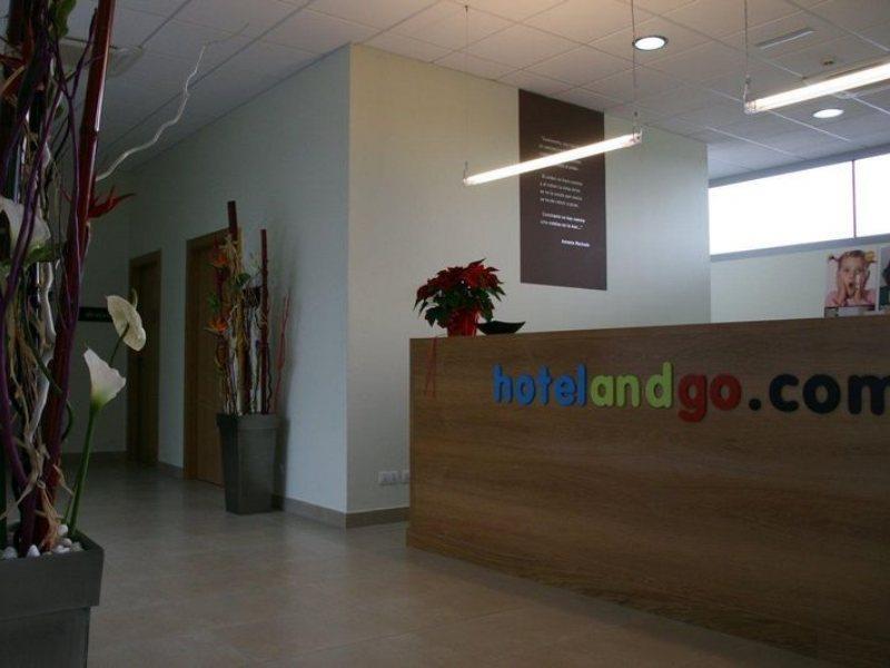 Ele Hotelandgo Arasur Miranda de Ebro Exterior photo